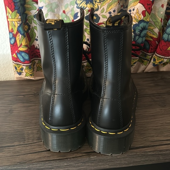 NWOB Dr Martens square toe boots - Picture 3 of 6